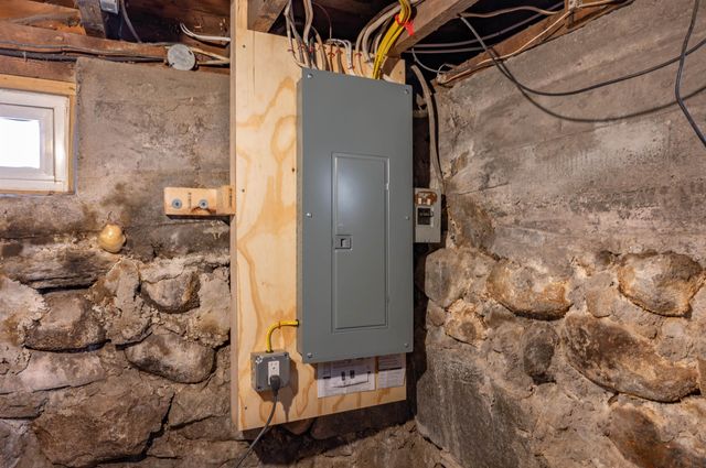 189 Highland Street, Plymouth, NH 03264