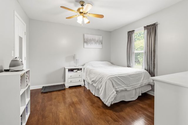 104 Canterbury Drive, Science Hill, KY 42553