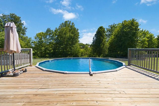 104 Canterbury Drive, Science Hill, KY 42553