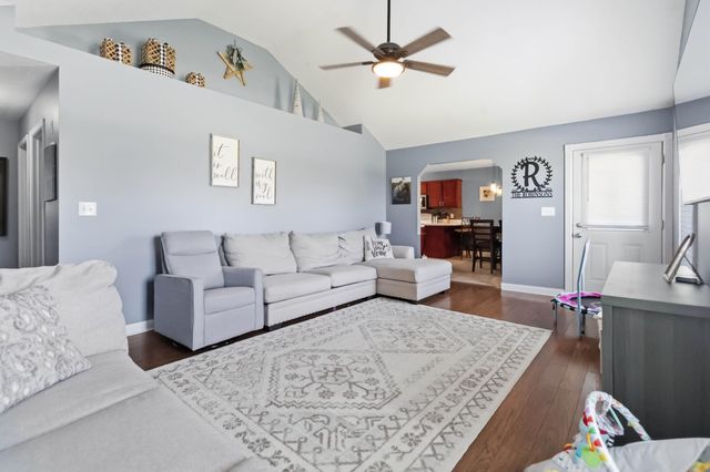 104 Canterbury Drive, Science Hill, KY 42553