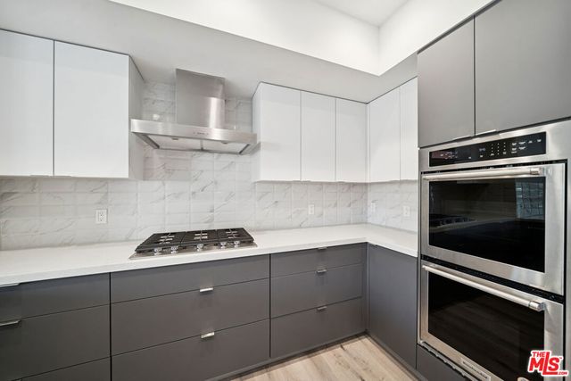 1051 S Corning Street 501, Los Angeles, CA 90035