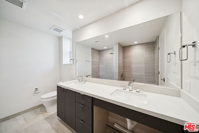 1051 S Corning Street 501, Los Angeles, CA 90035