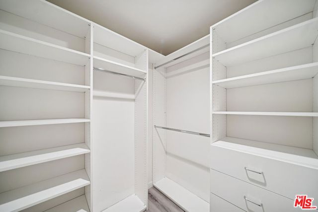 1051 S Corning Street 501, Los Angeles, CA 90035