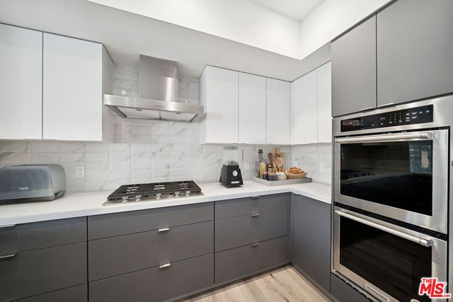 1051 S Corning Street 501, Los Angeles, CA 90035