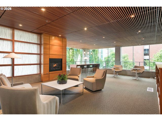 1221 Sw 10TH Ave 1403, Portland, OR 97205