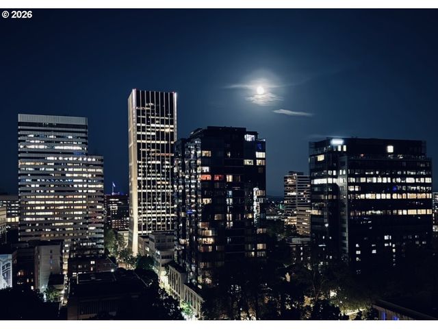 1221 Sw 10TH Ave 1403, Portland, OR 97205