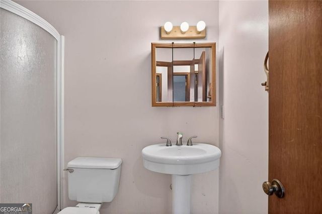 218 Quail Hollow Drive, Dallas, GA 30157