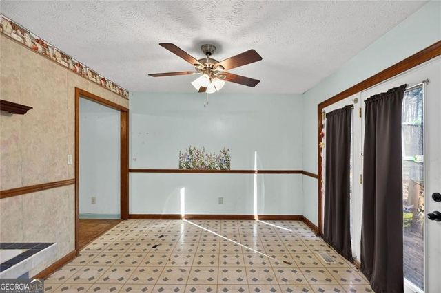 218 Quail Hollow Drive, Dallas, GA 30157