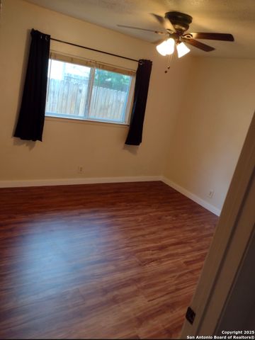 7001 Spring Forest, San Antonio, TX 78249