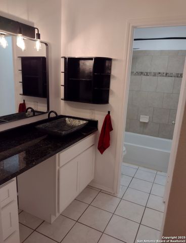 7001 Spring Forest, San Antonio, TX 78249