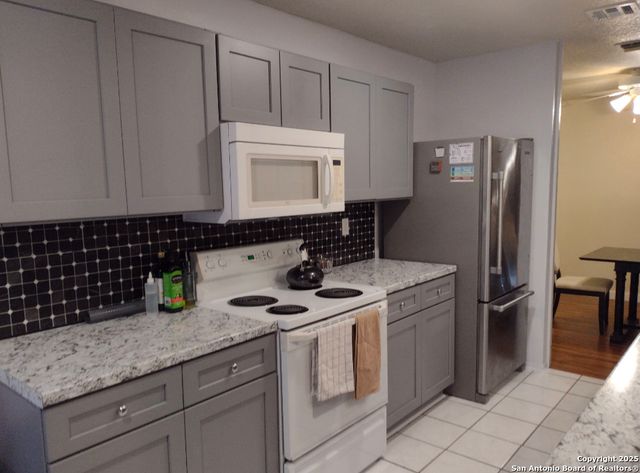 7001 Spring Forest, San Antonio, TX 78249