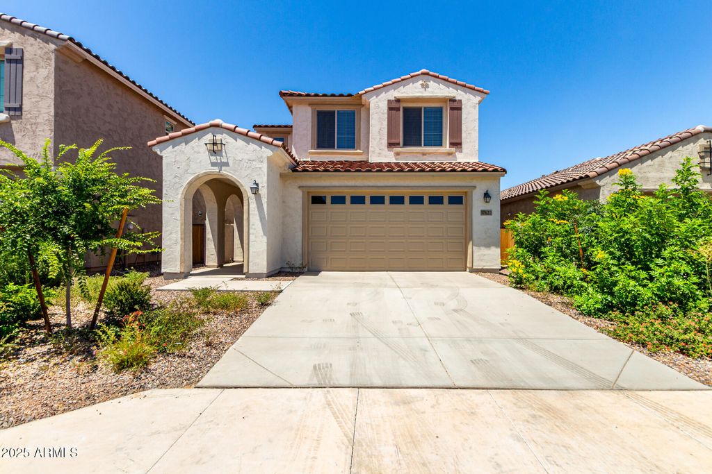 17622 W MISSOURI Avenue, Litchfield Park, AZ 85340