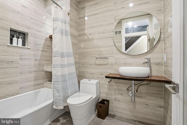 1514 S BAMBREY ST, Philadelphia, PA 19146