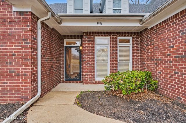 1916 Trapper Drive, Hernando, MS 38632