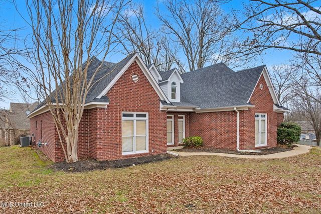 1916 Trapper Drive, Hernando, MS 38632