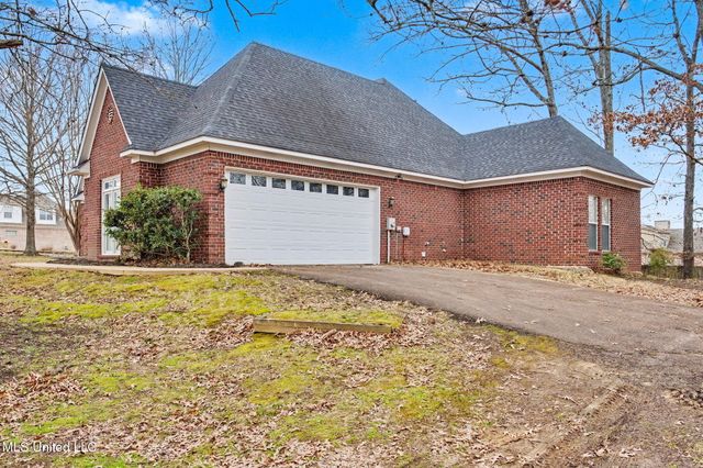 1916 Trapper Drive, Hernando, MS 38632