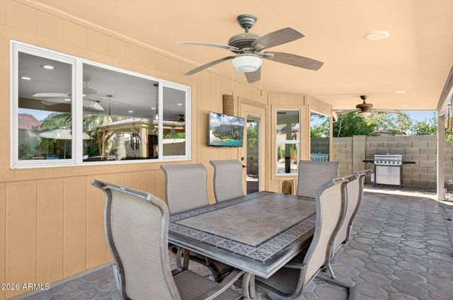 5516 E BECK Lane, Scottsdale, AZ 85254