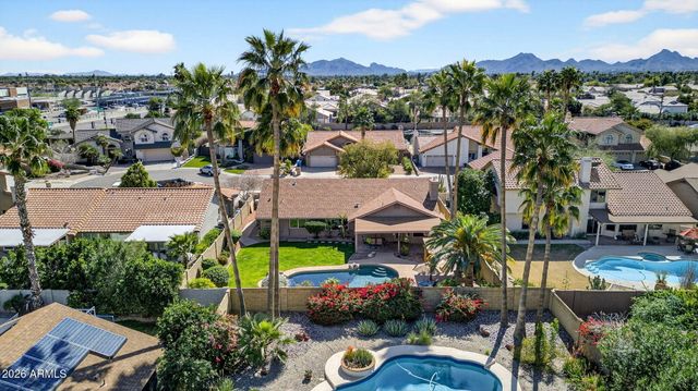 5516 E BECK Lane, Scottsdale, AZ 85254