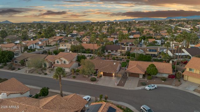 5516 E BECK Lane, Scottsdale, AZ 85254