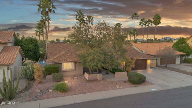 5516 E BECK Lane, Scottsdale, AZ 85254