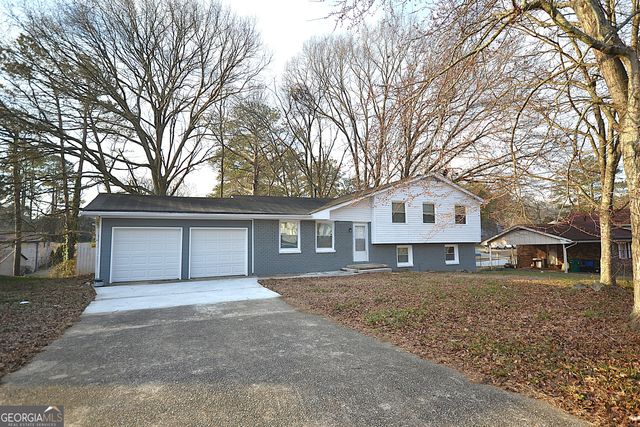 1865 Oxford Drive, Morrow, GA 30260