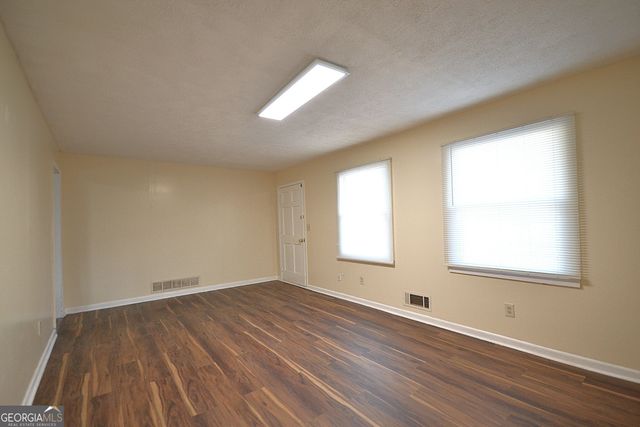 1865 Oxford Drive, Morrow, GA 30260