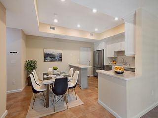 544 7th Square SW 101, Vero Beach, FL 32962