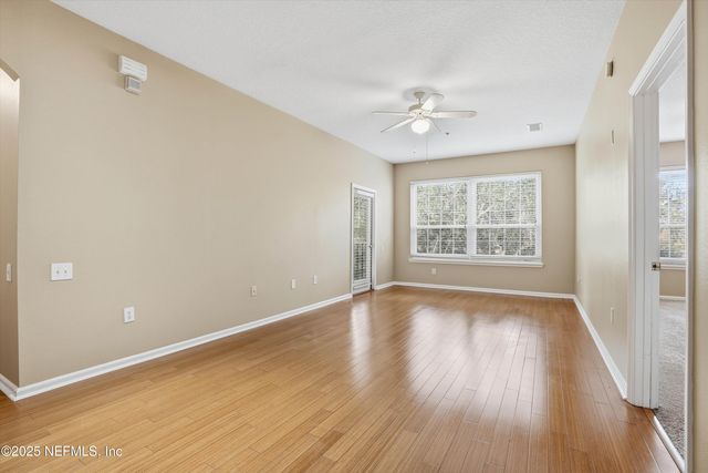 10550 BAYMEADOWS Road 130, Jacksonville, FL 32256