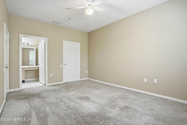 10550 BAYMEADOWS Road 130, Jacksonville, FL 32256