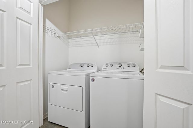 10550 BAYMEADOWS Road 130, Jacksonville, FL 32256