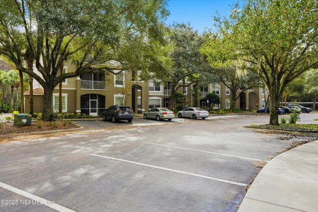 10550 BAYMEADOWS Road 130, Jacksonville, FL 32256