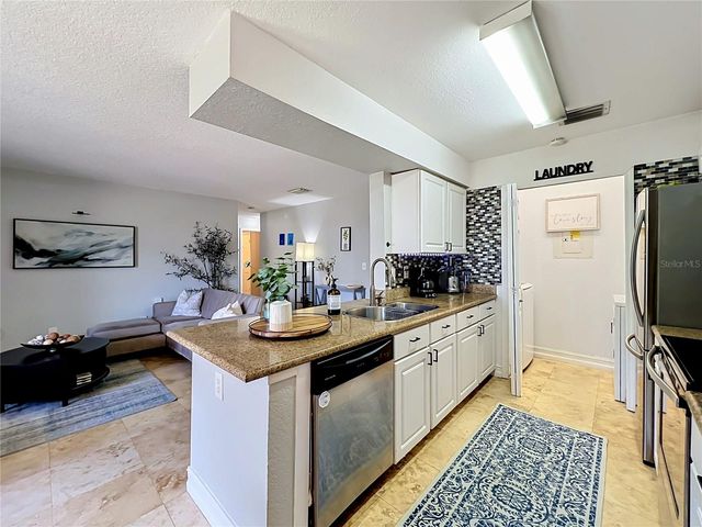 2550 N ALAFAYA TRAIL 9100, Orlando, FL 32826