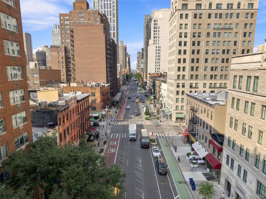1557 2nd Avenue 1FL+Basement, New York (manhattan), NY 10028 — photo 3