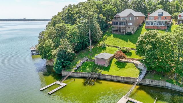 545 SAILBOAT POINTE PT, Savannah, TN 38372