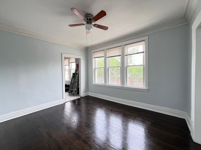 8856 S Lowe Avenue 2R, Chicago, IL 60620