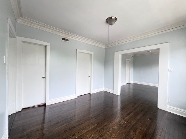 8856 S Lowe Avenue 2R, Chicago, IL 60620