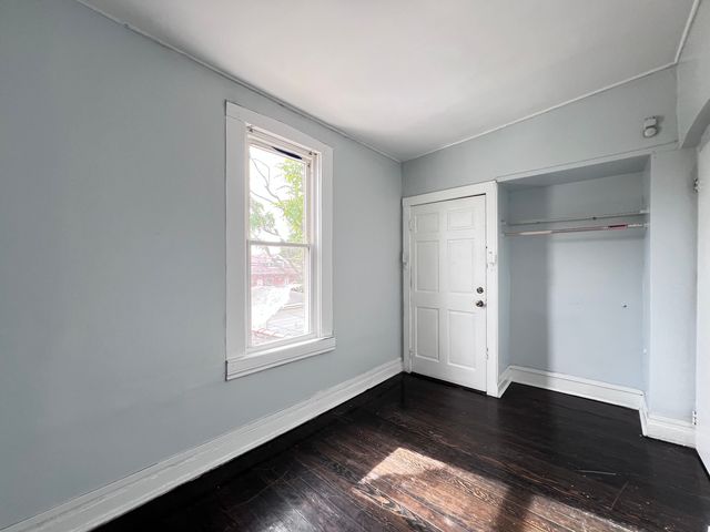 8856 S Lowe Avenue 2R, Chicago, IL 60620