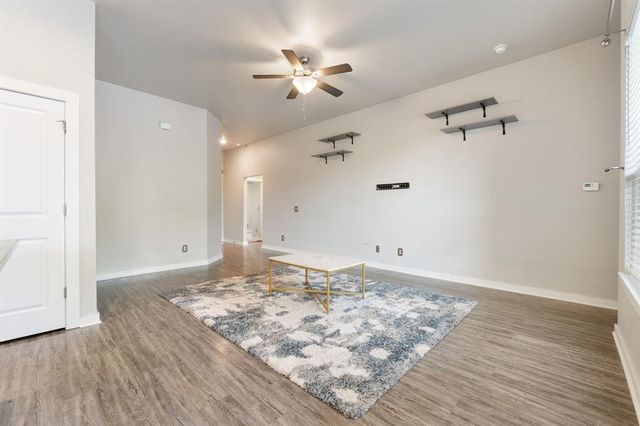 1430 Lakeview Drive, Edmond, OK 73034