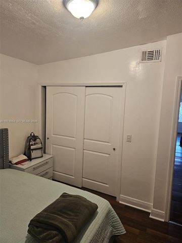 183 E 44th St, Hialeah, FL 33013