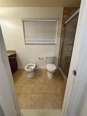 183 E 44th St, Hialeah, FL 33013