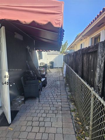 183 E 44th St, Hialeah, FL 33013