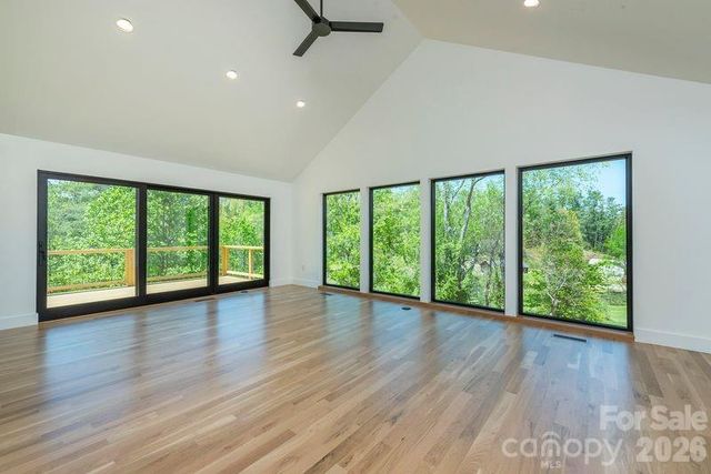 57 Mezzo Cove, Asheville, NC 28804