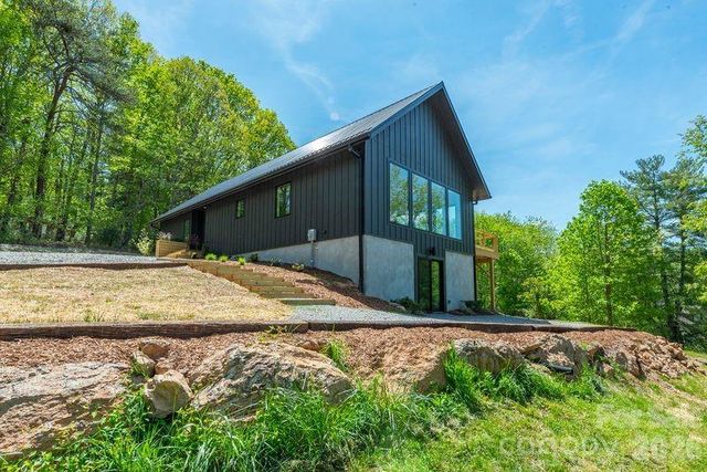 57 Mezzo Cove, Asheville, NC 28804