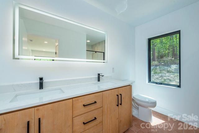 57 Mezzo Cove, Asheville, NC 28804