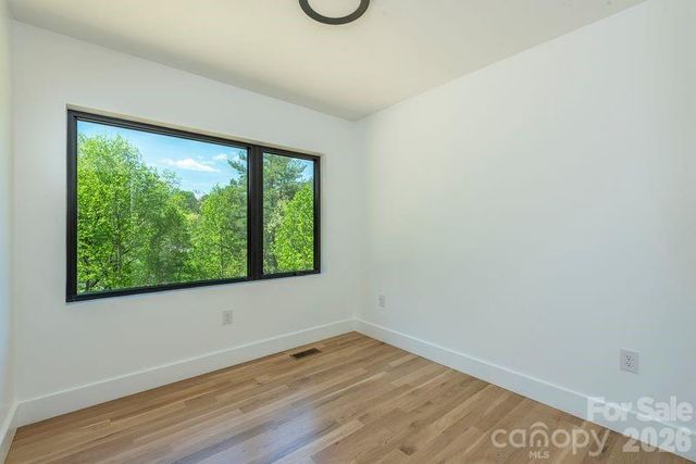 57 Mezzo Cove, Asheville, NC 28804