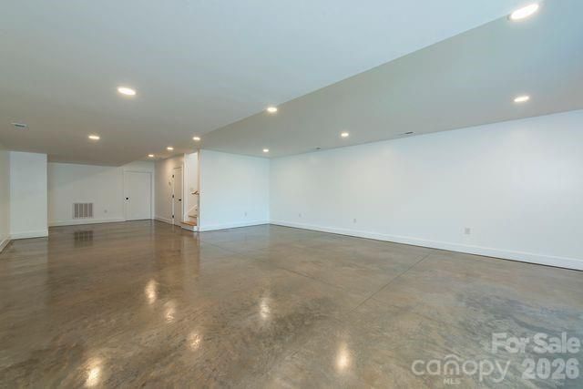 57 Mezzo Cove, Asheville, NC 28804
