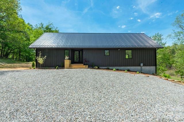 57 Mezzo Cove, Asheville, NC 28804