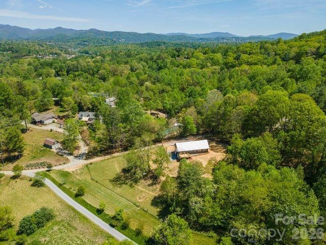 57 Mezzo Cove, Asheville, NC 28804