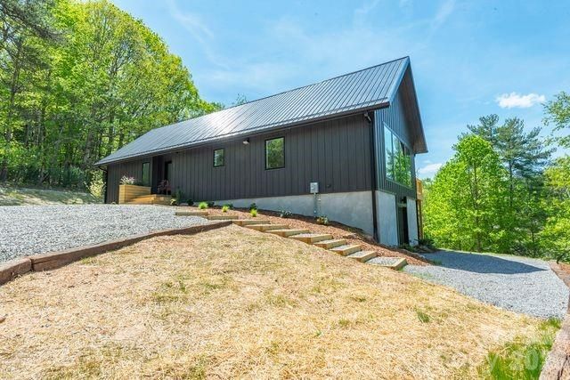 57 Mezzo Cove, Asheville, NC 28804