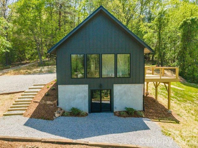 57 Mezzo Cove, Asheville, NC 28804